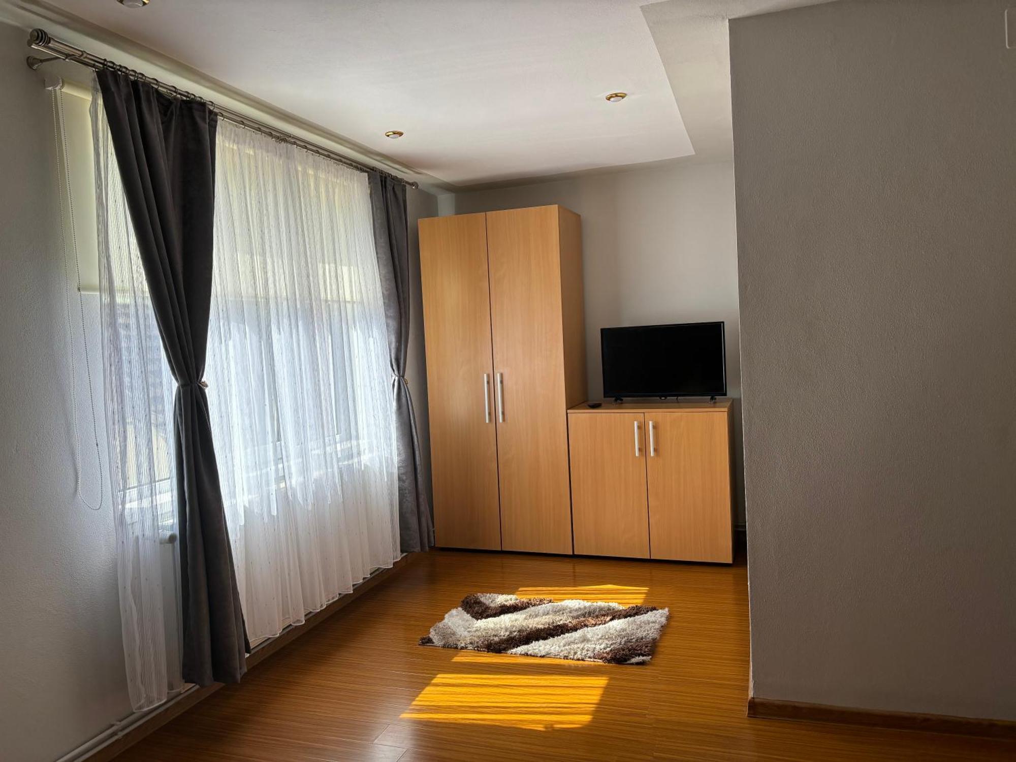 Casa Otilia Hotel Chiscau Екстериор снимка