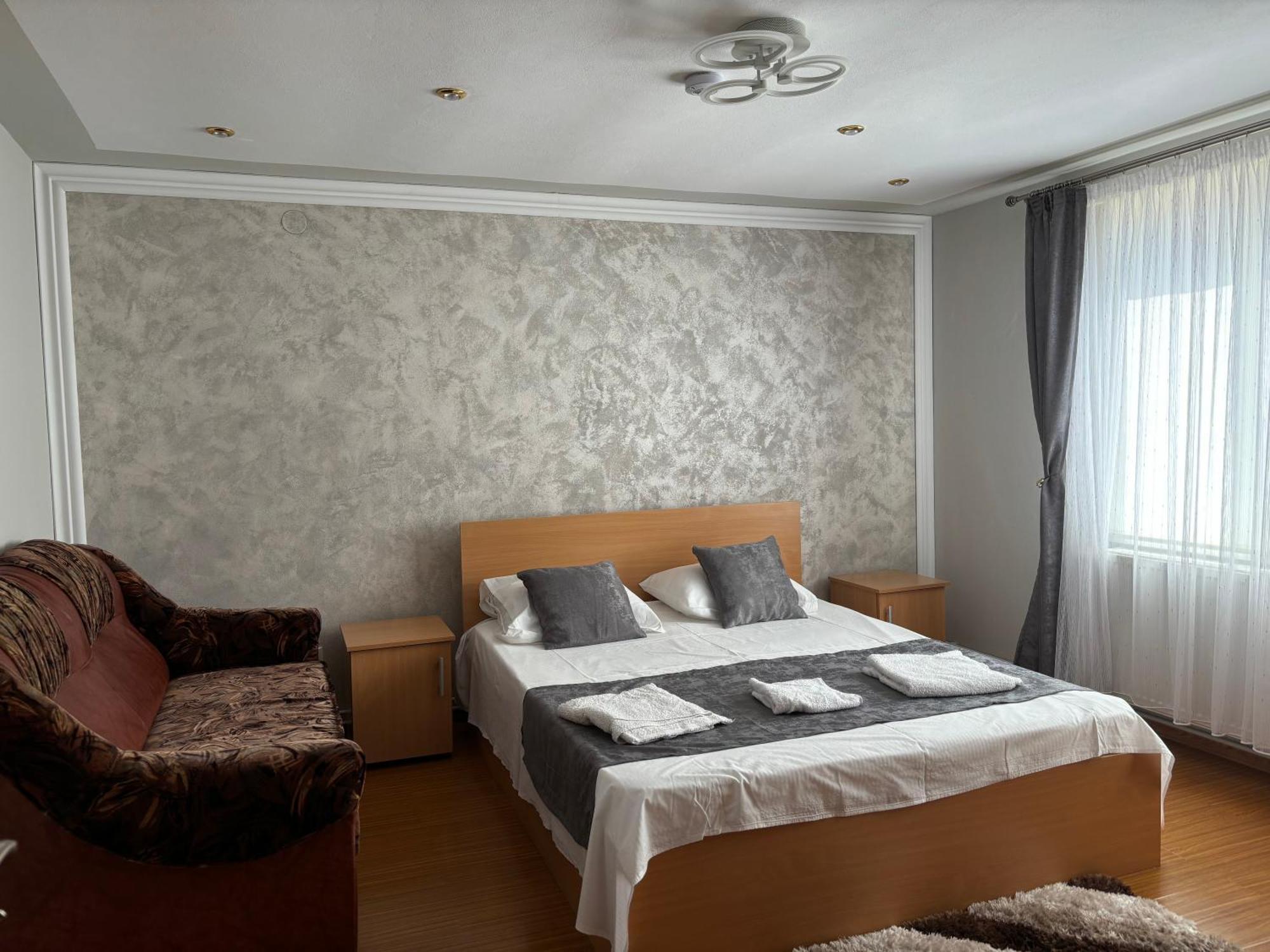 Casa Otilia Hotel Chiscau Екстериор снимка